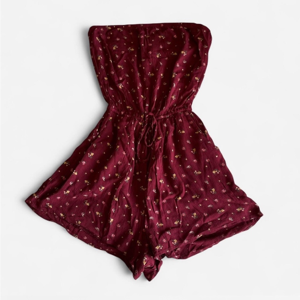 Hollister - Floral Strapless Burgundy Romper